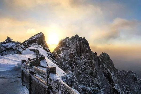 冬天去黃山好玩嗎 冬季黃山旅游注意事項(xiàng)