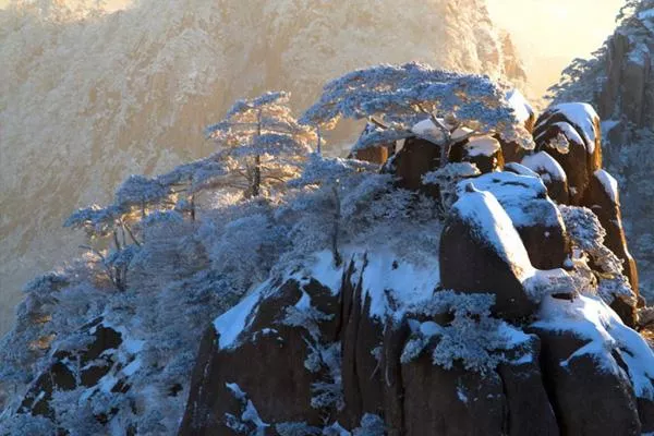 冬天去黃山好玩嗎 冬季黃山旅游注意事項(xiàng)