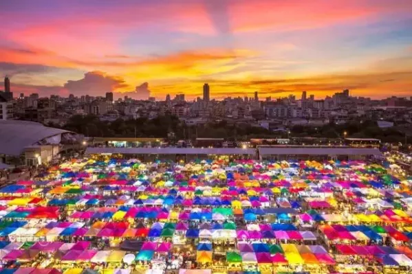 泰國曼谷美食攻略 泰國曼谷夜市美食攻略