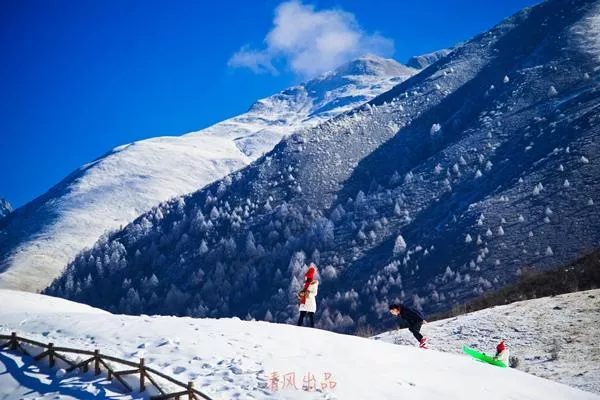 成都周邊滑雪的地方推薦 這5個地方雪場天然還不遠