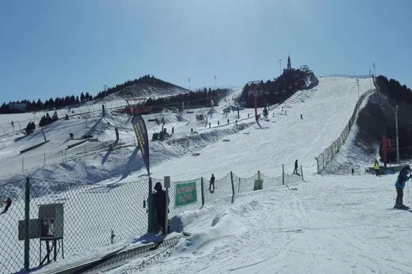 北京周邊的滑雪場有哪些 北京周邊最好的滑雪場