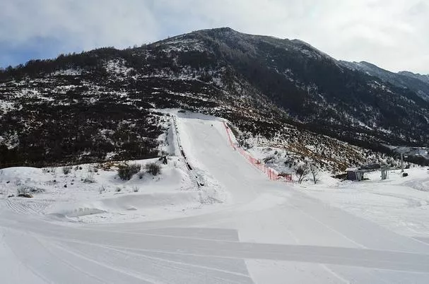 2021鷓鴣山自然公園滑雪場開園了嗎 鷓鴣山自然公園滑雪場門票