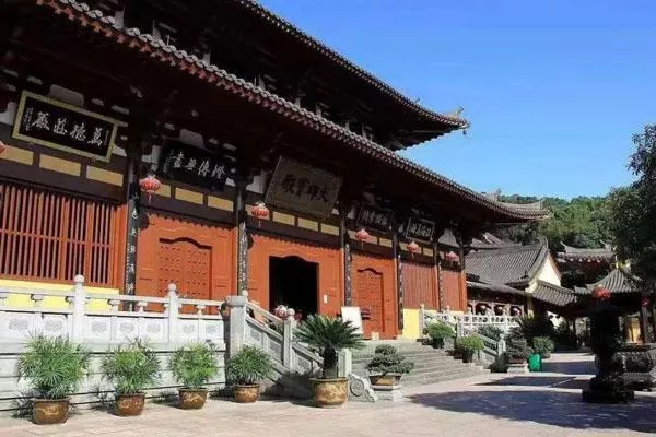 臺(tái)州什么寺廟最有名 臺(tái)州寺廟排名