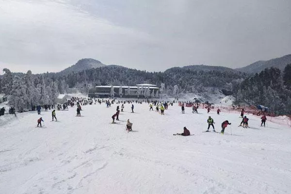 上海周邊滑雪場哪個(gè)最好玩 周邊滑雪勝地