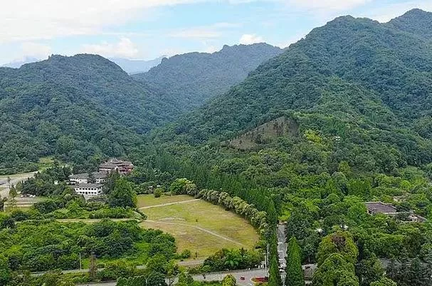 成都周邊適合徒步的地方