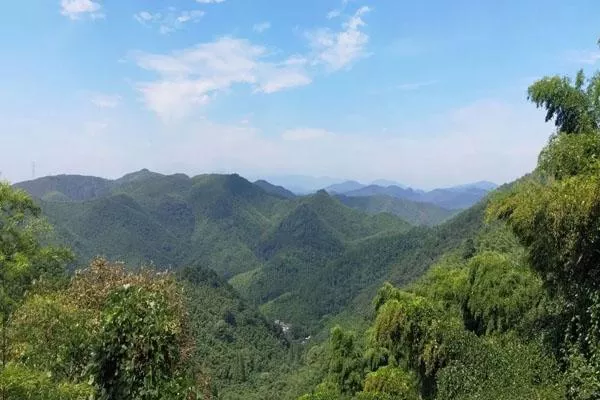 杭州周邊爬山去哪里比較好 八大熱門爬山景點(diǎn)