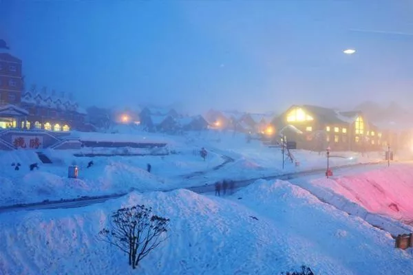 西嶺雪山冬天好玩嗎 西嶺雪山冬季自駕游攻略