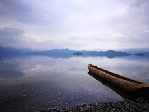 從麗江古城怎么去瀘沽湖  瀘沽湖在哪里  去瀘沽湖怎么玩