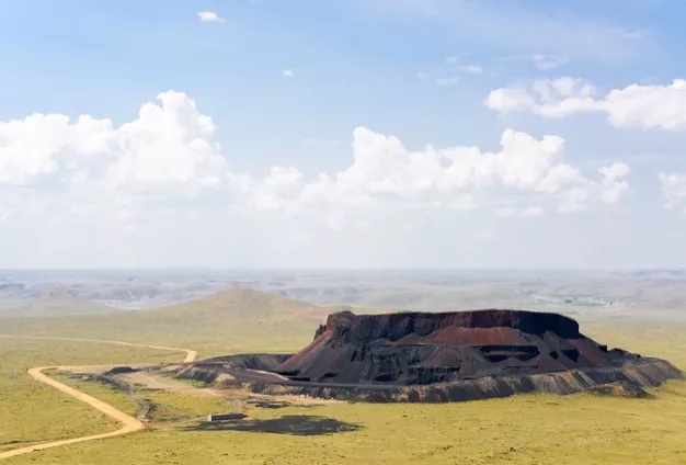 烏蘭察布火山群游玩指南-怎么去-住哪里