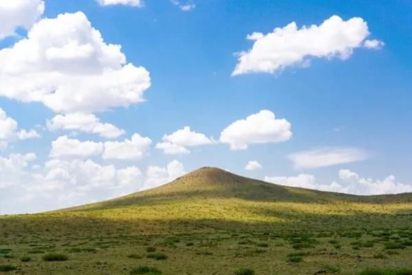 烏蘭察布火山群游玩指南-怎么去-住哪里