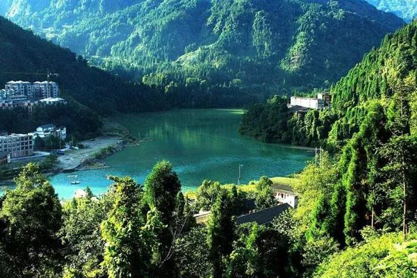 成都哪里可以爬山 登山風(fēng)景好的地方