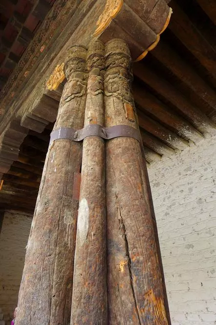 布達拉宮和大昭寺區(qū)別 布達拉宮和大昭寺多遠