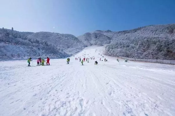 武漢附近的滑雪場景區(qū)  武漢周邊滑雪的地方