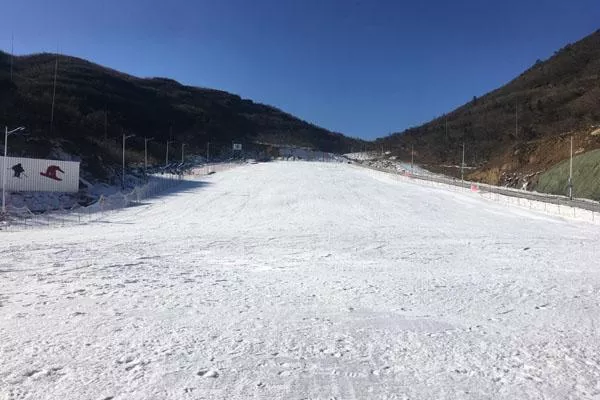 2022銅鼓七星嶺滑雪場(chǎng)門票多少錢 附元旦春節(jié)期間門票價(jià)格