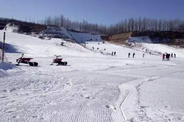 2020-2021龍泉國際滑雪場在哪里 龍泉國際滑雪場門票多少錢