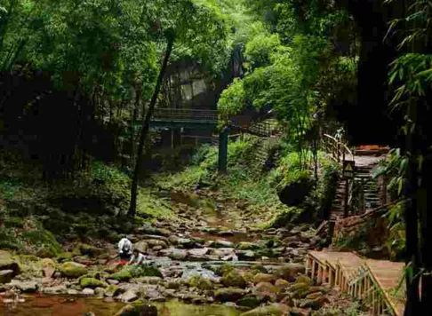 成都爬山好去處 2017成都爬山的好地方