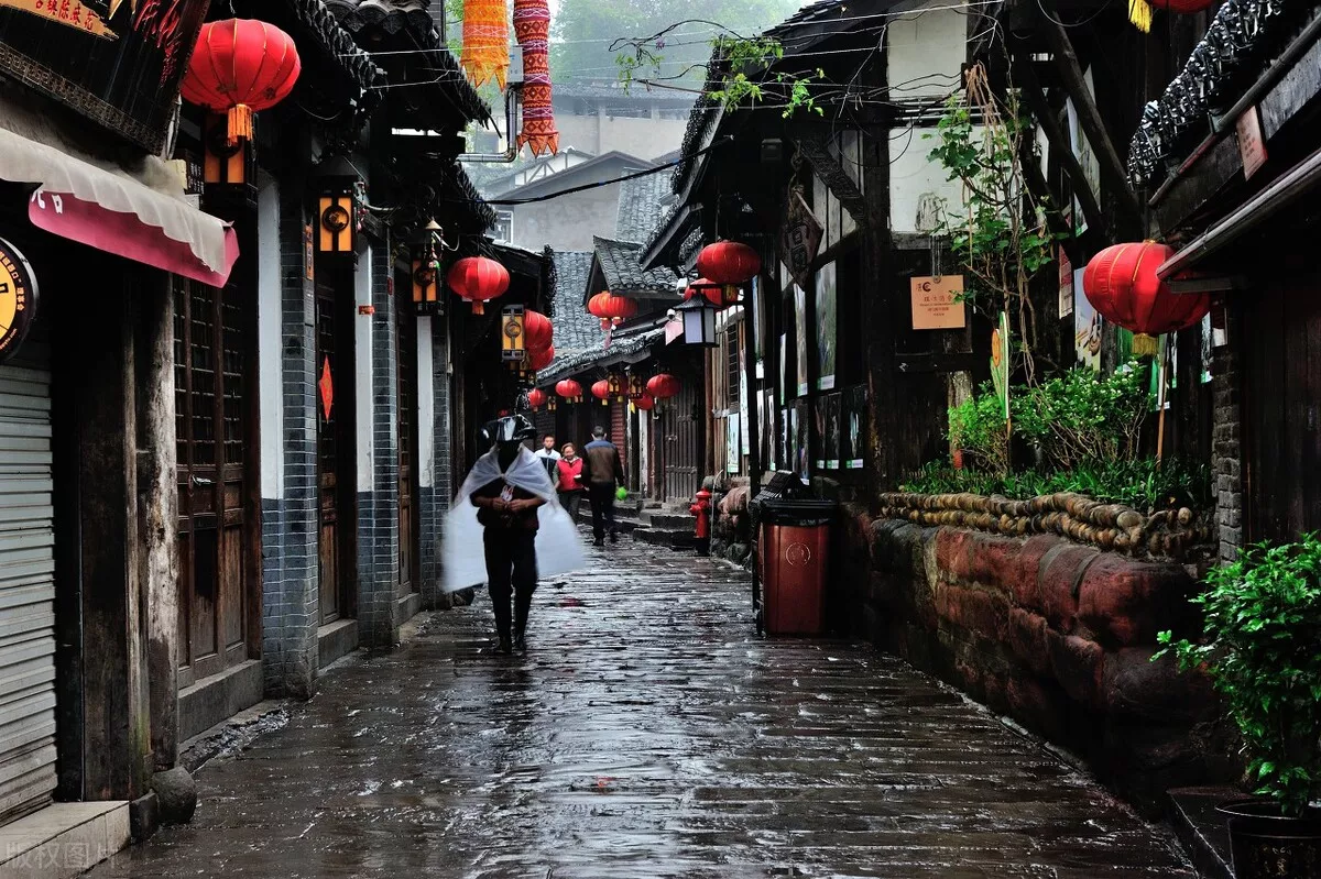 重慶導(dǎo)游推薦（重慶十個(gè)景點(diǎn)都值得一去，居然還有人沒去過）-第7張圖片-蝶芒網(wǎng)